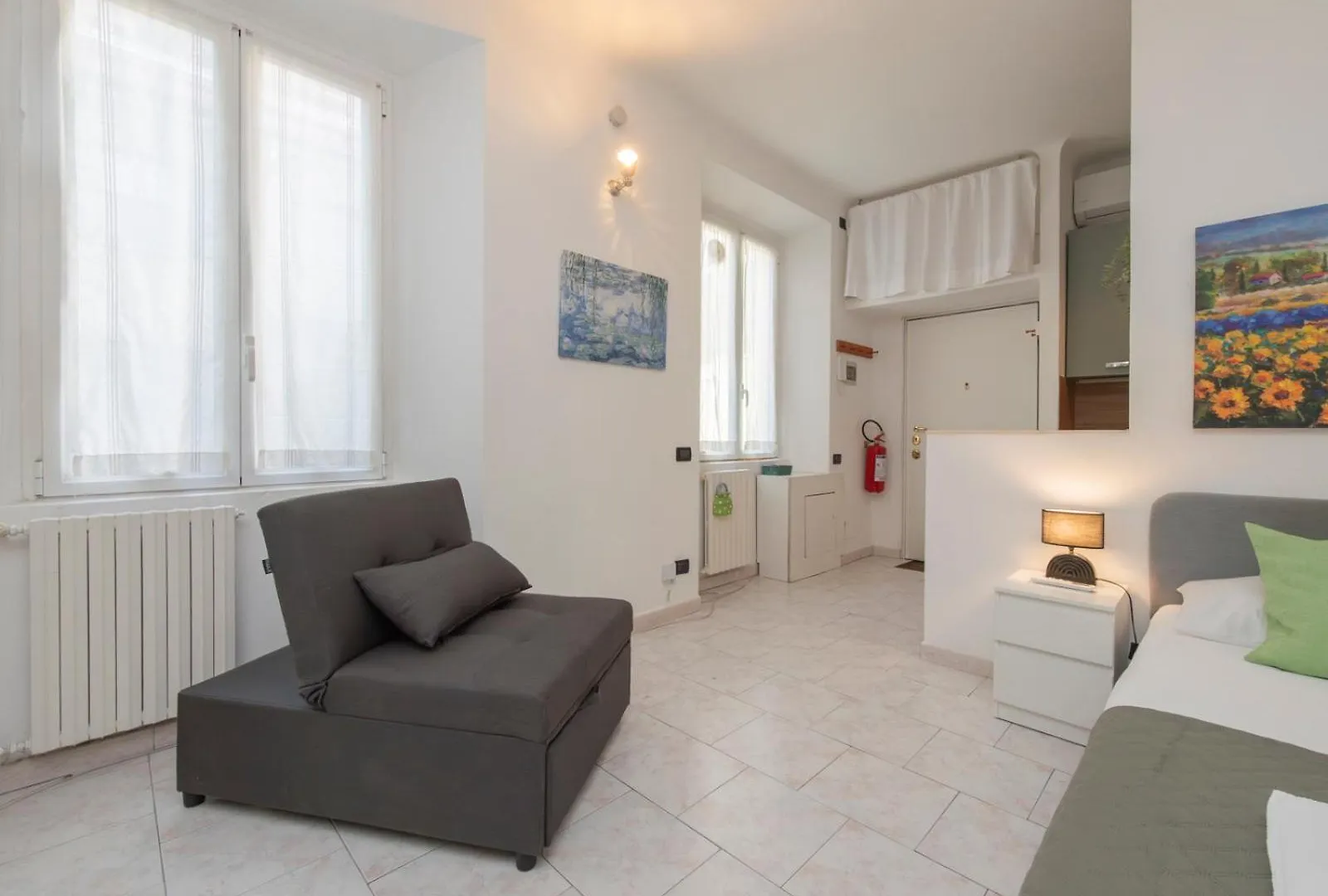 Ihost Studio - Premuda 17 Milan Italie