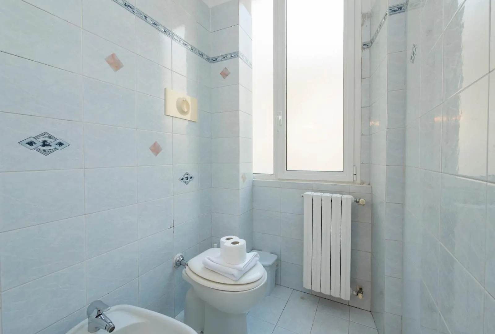 Ihost Studio - Premuda 17 Milan 0*,  Italie